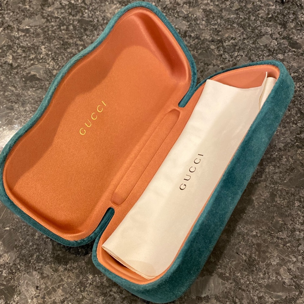 Tortoise Shell Women’s Gucci Sunglasses - image 2